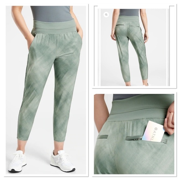 Athleta Pants - Athleta Nikita Tapered Crop Pants Printed